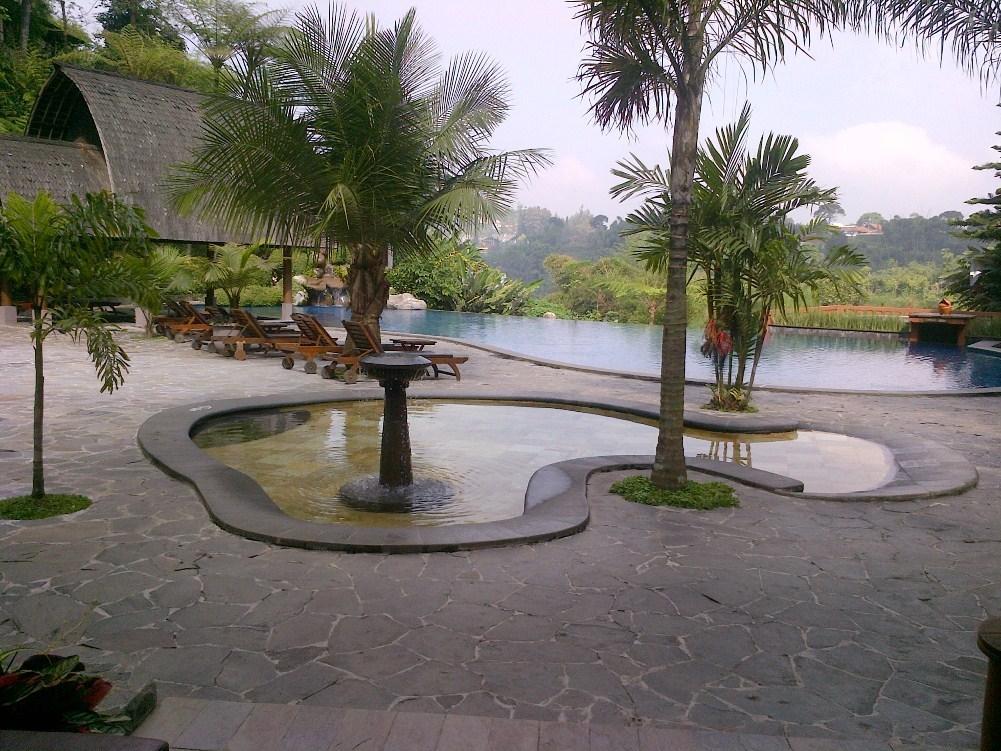 Sangria Resort And Spa Lembang Esterno foto